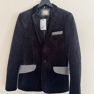Black Textured Velvet Blazer with Contrast Trim - Label:
